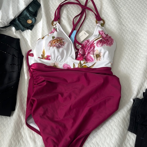 Cupshe bathing suit NWT - Picture 1 of 1